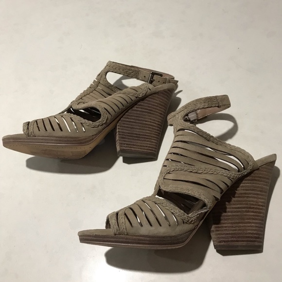 New Vince Camuto Janil Open Toe Suede Sandals - Picture 5 of 8